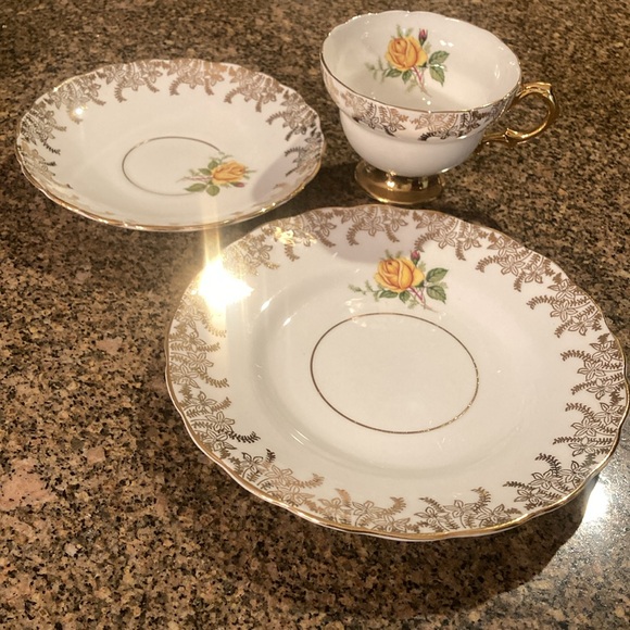 Vintage Rosina Bone China Set of 6 cups, saucers and side plates - Picture 6 of 7